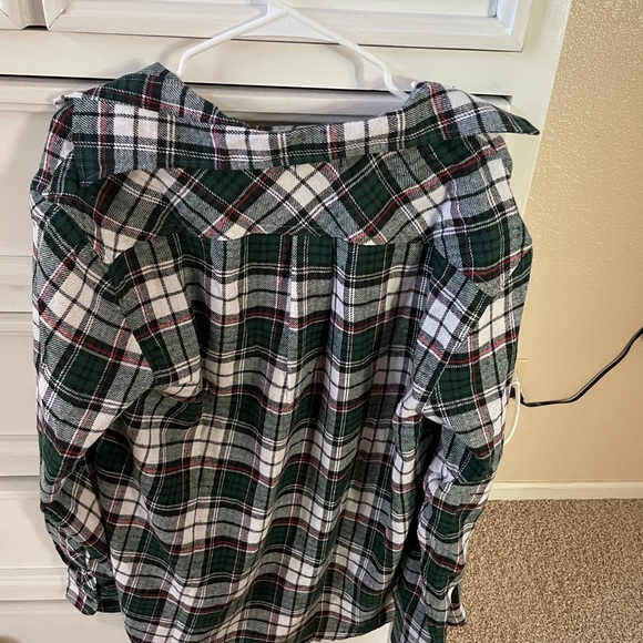 flannels - Picture 2 of 10